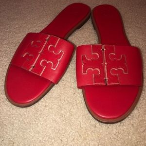 tory burch slides red